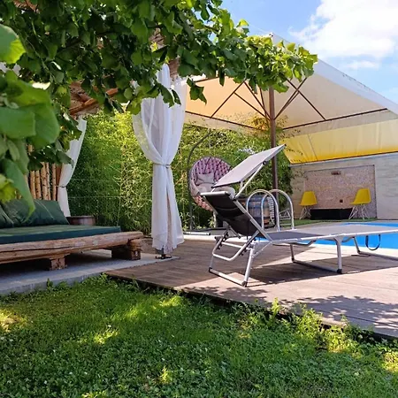 Vikendica Dunja בית נופש