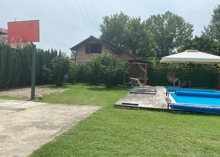 펜션 Vikendica Dunja 로즈니차