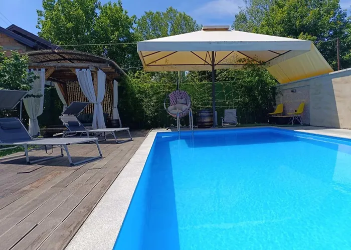 Vikendica Dunja 펜션 로즈니차